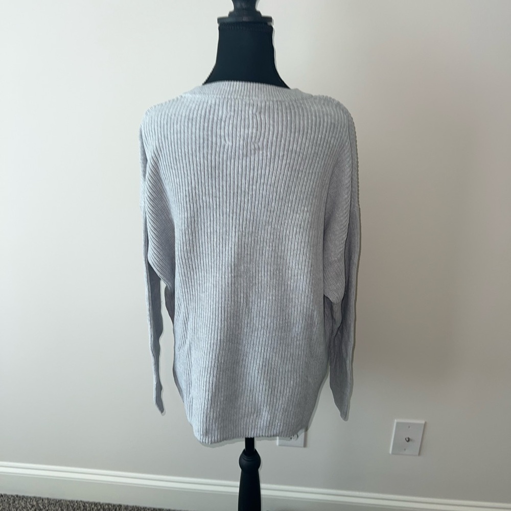 NWOT Aerie Cozy Gray Ribbed Button up Henley Sweater Sz M - Picture 2 of 4